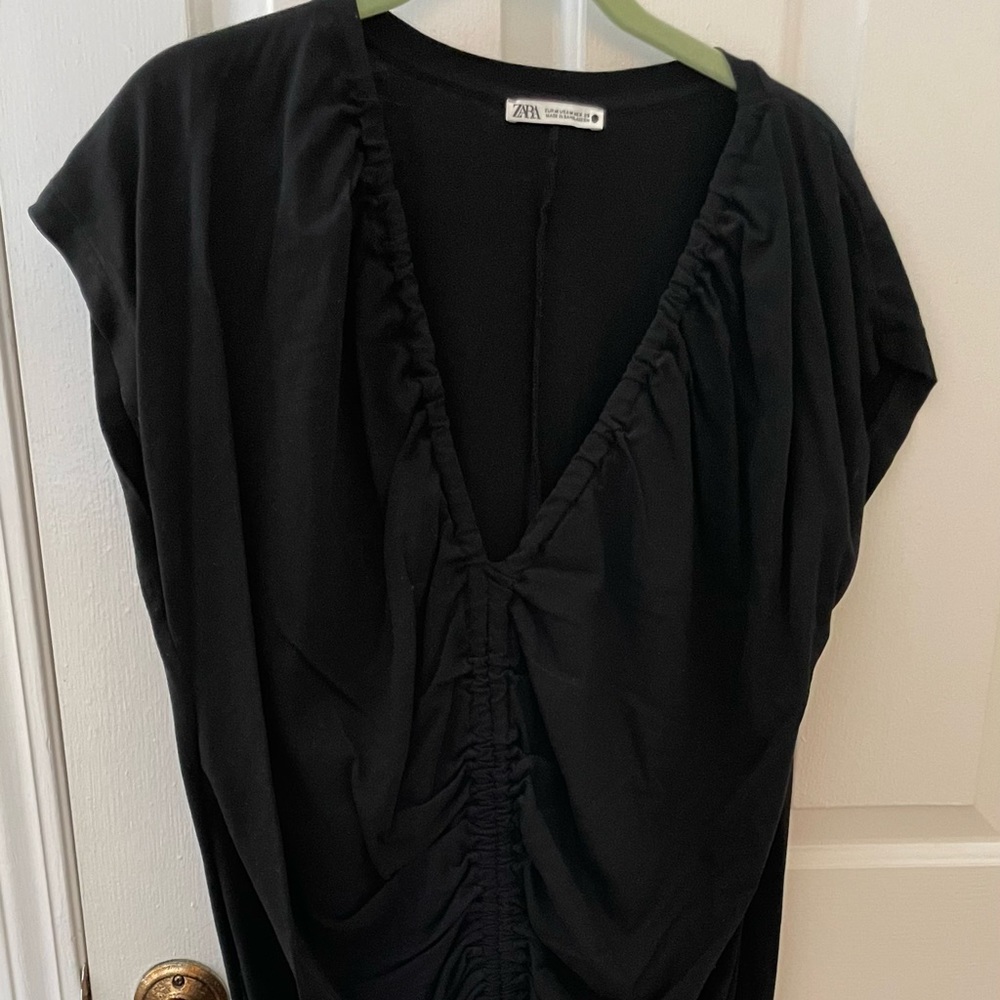 Ruched Zara V neck dress